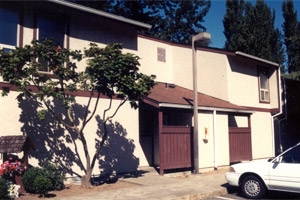 Primary Photo - Juanita Court Apartments