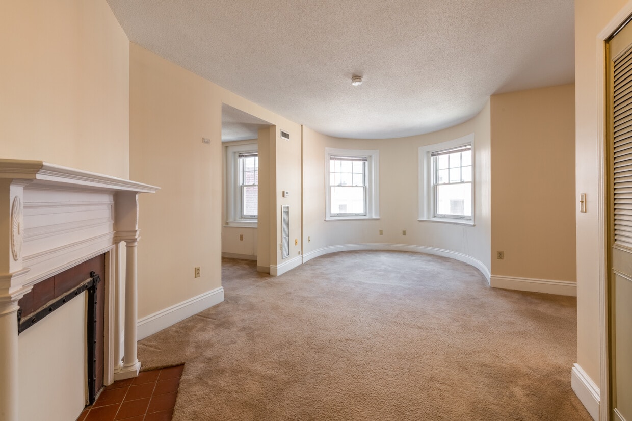 Photo - Chapman Arms Apartments