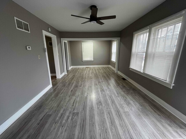 Photo - 214 W 12th St