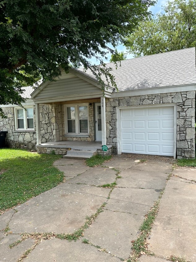 Photo - 308 SW 44th St (Oklahoma City, OK)