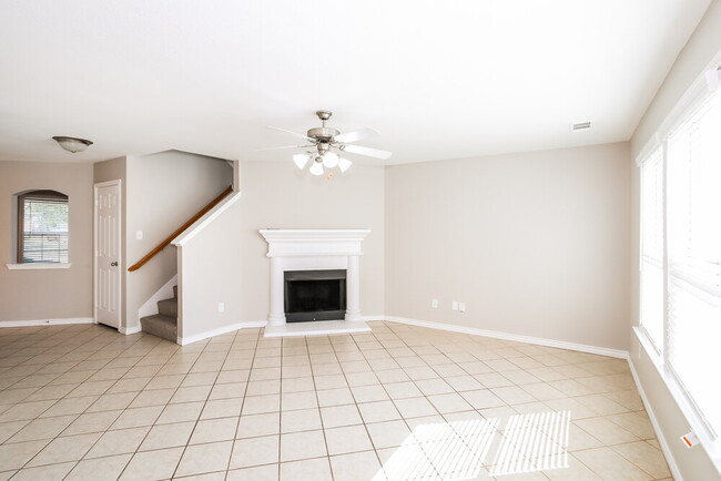 9032 Wild Rose Ln