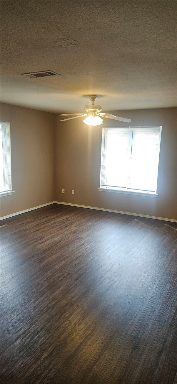 Photo - 820 W Piedmont Pl Unit 3