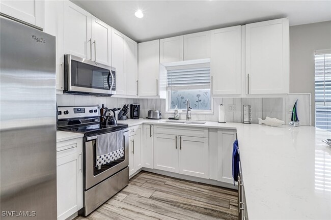 Photo - 851 102nd Ave N