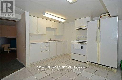 Photo - 245 Axminster Dr