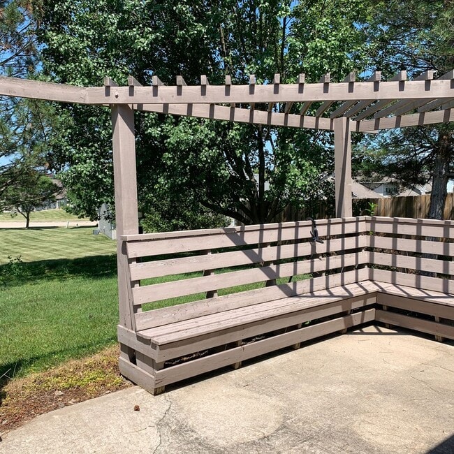 Photo - Beautiful House in nice family neighborhood!