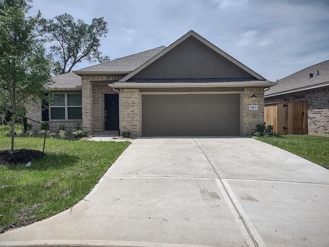 Building Photo - 1420 Cantabria Ct