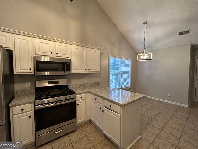 Photo - 5774 Tattersall Terrace