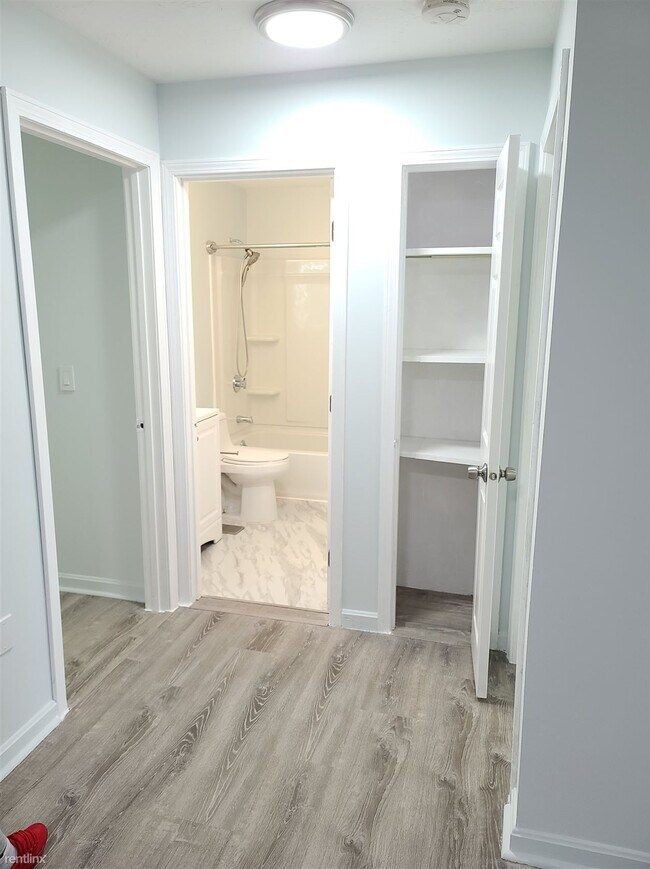 Photo - 2 br, 1 bath Condo - Twin Oaks Condominiums Unit 78