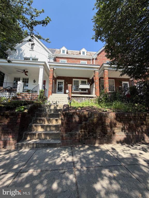 Photo - 2410 39th St NW