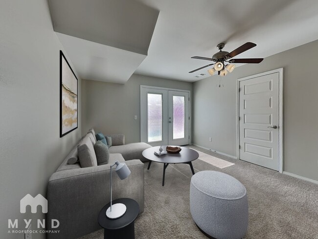 Photo - 128 E Sycamore St Townhome