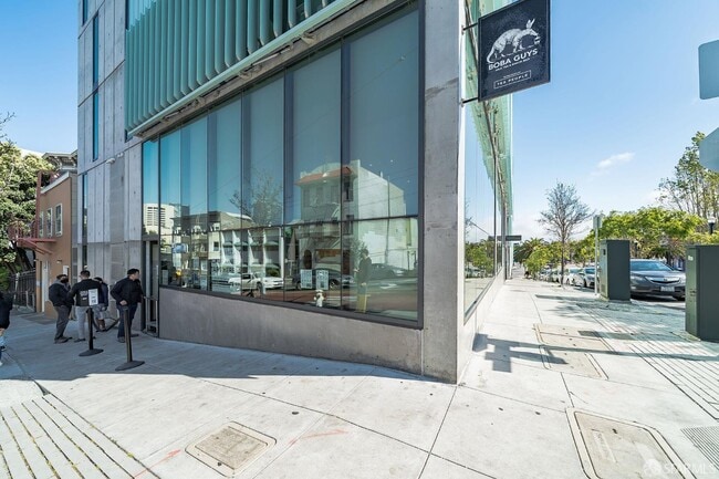 Photo - 8 Octavia St