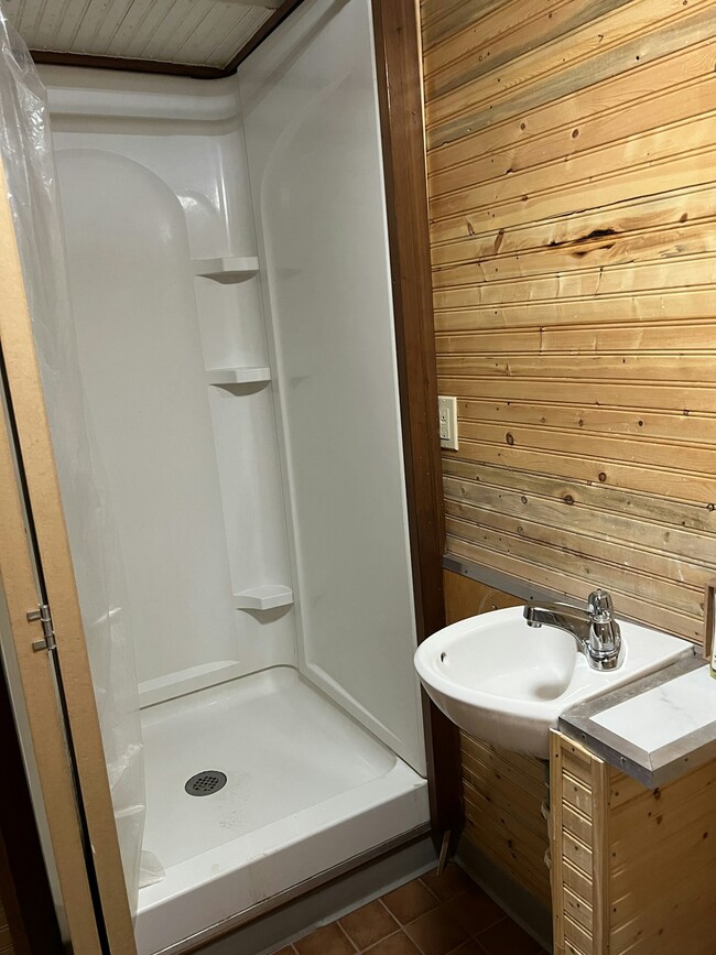 Photo - 102 E Erie St Unit C