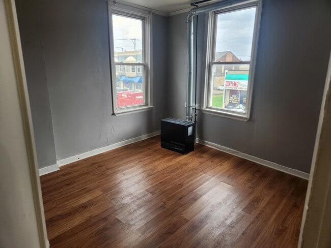 Photo - 8 E Railroad St Unit 3