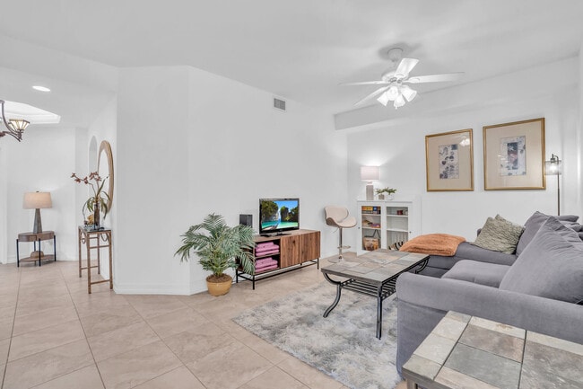 28650 Carriage Home Dr Unit SI FL1-ID1049692P