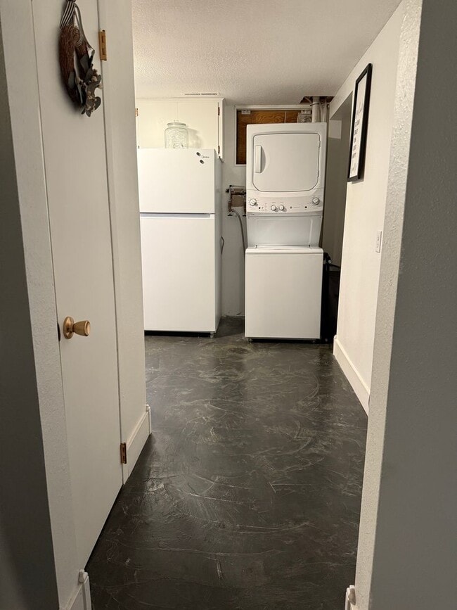 Photo - 1448 Avenue D Unit 2 - Downstairs