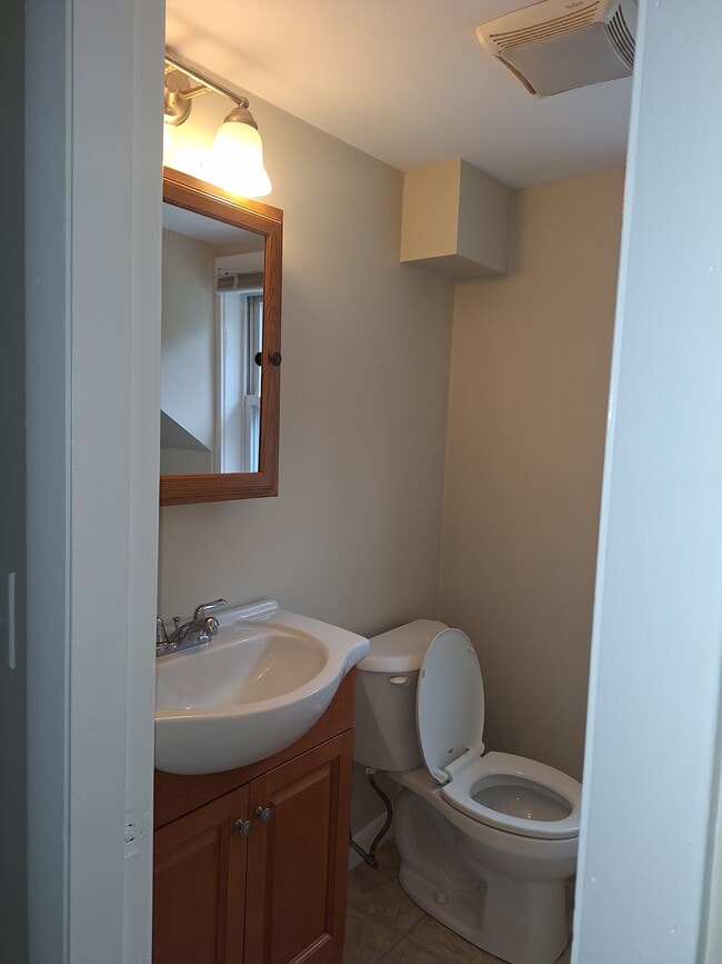 Photo - 11 Stanwood Ave Unit 1 bedroom 3rd floor apartment