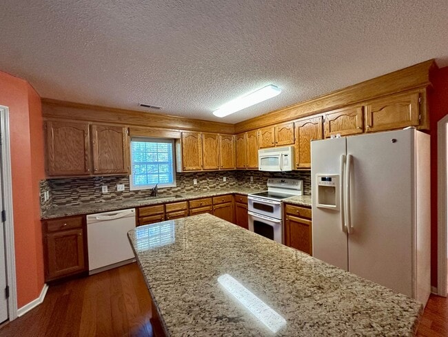 Photo - Williamsburg Subdivision!