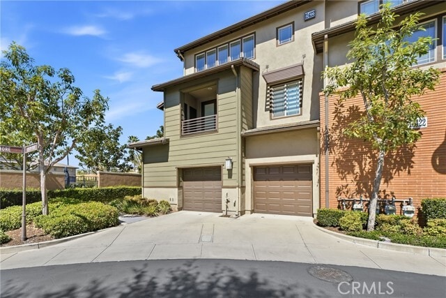 Building Photo - 12422 Benton Dr Unit 2