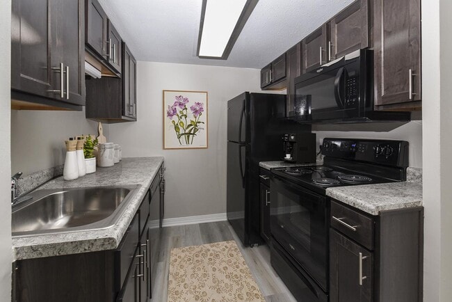 The George Apartment Homes