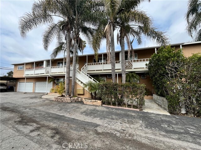 Building Photo - 11901 Washington Blvd Unit E