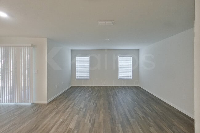 Photo - 1190 S San Mateo Dr