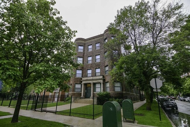 Building Photo - 1311 W Leland Ave Unit 3 Rental