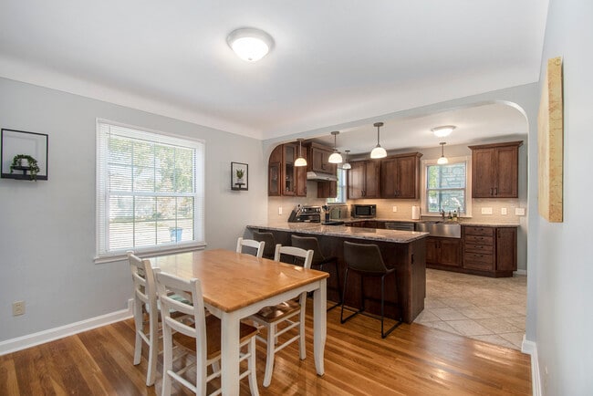 Photo - 8754 Florence Ave