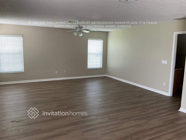 Photo - 932 Crystal Bay Ln