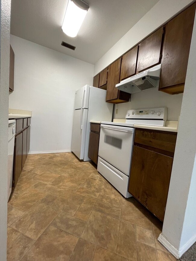 Photo - 1765 Zebulon Dr Unit 1765 Zebulon Dr - D