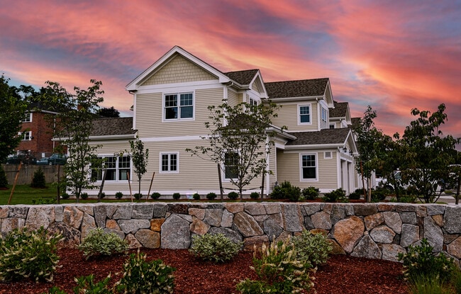 Townhomes at 285