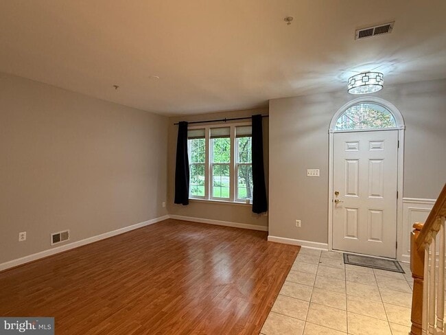 Photo - 1127 Gaither Rd