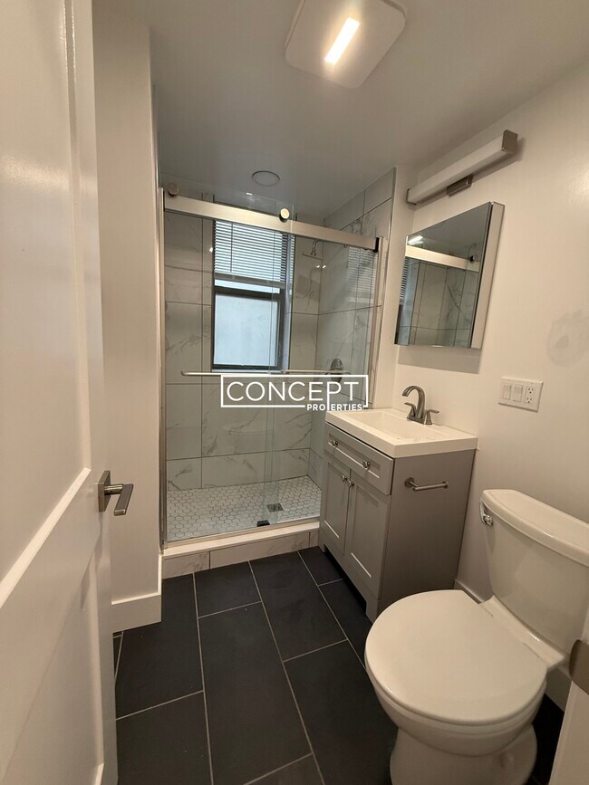 Photo - 11 Peterborough St Unit 8CP