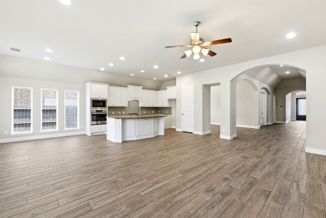Building Photo - 27922 Arden Trl