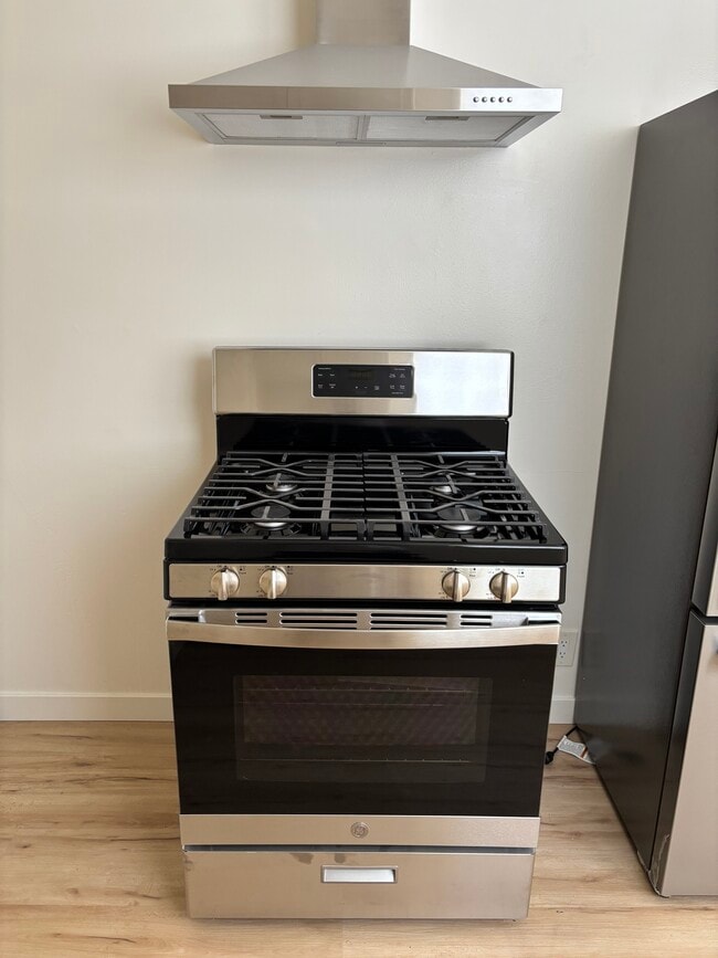 Photo - 2815 1/2 Folsom St.