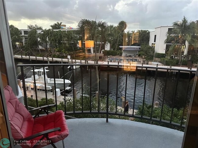 Photo - 3051 NE 48th St Condo