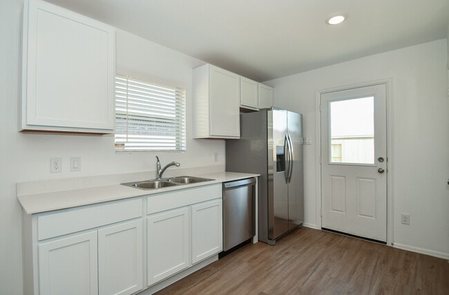 Building Photo - 4123 Saw Mill Peak Ln Rental