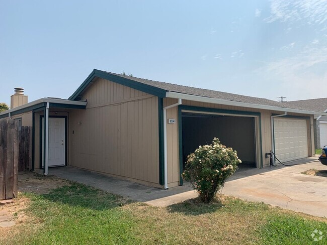 Building Photo - 8594 German Dr Rental