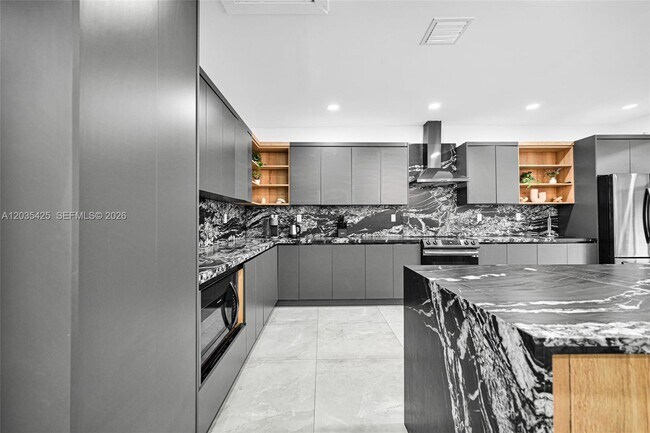 112 NW 53rd St