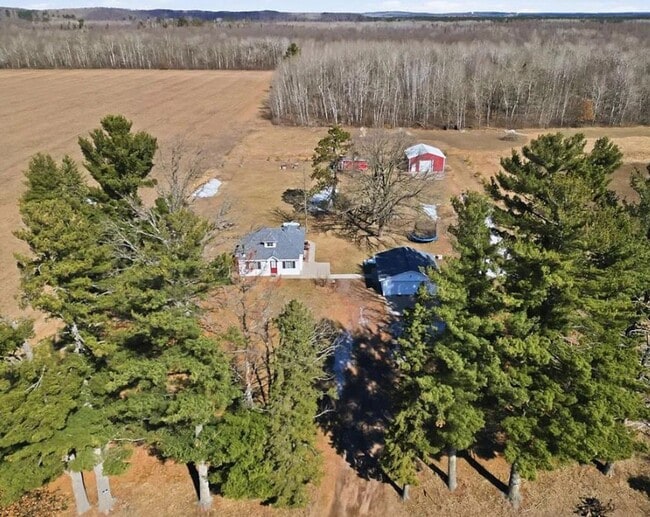Photo - W228 Peters Rd
