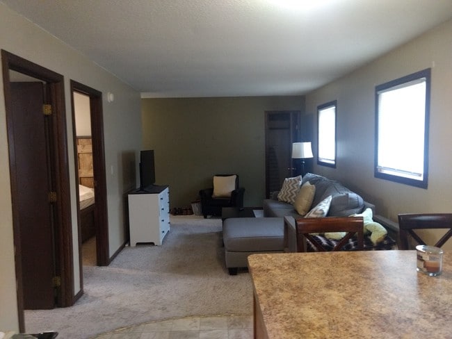 Photo - 1003 Emerald Ct Unidad 3