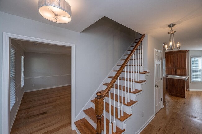 Photo - 927 Portabella Ln