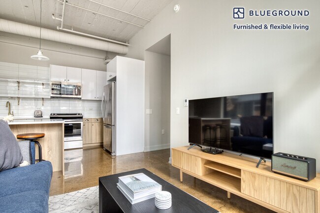 Photo - 676 North LaSalle Drive-SI FL4-ID897 Unit SI FL4-ID897