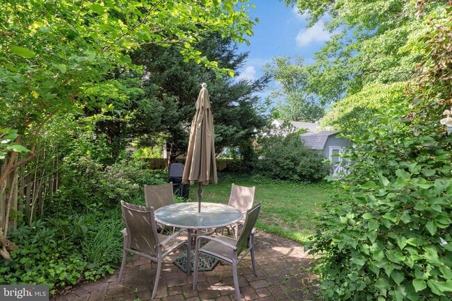 Photo - 247 Lawnside Ave