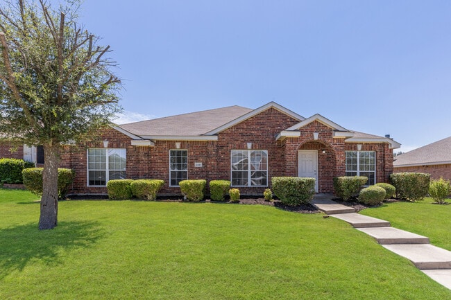 Building Photo - 2281 Fieldcrest Dr Rental