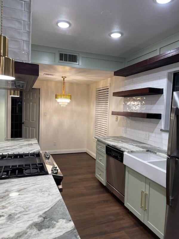 142 2nd St