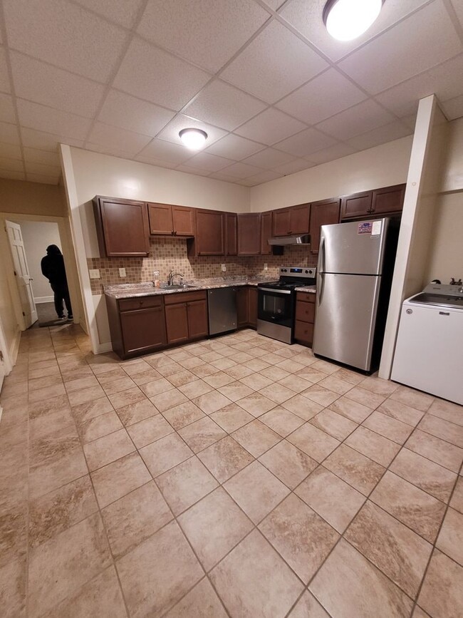 Photo - 339 W Philadelphia St Unit 2