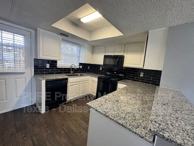 Photo - 4004 W Pioneer Dr