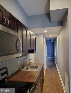 Building Photo - 3145 W Diamond St Unit 2