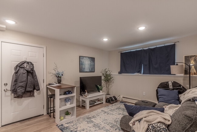 Photo - 157 E Welcome Ave Unit 1