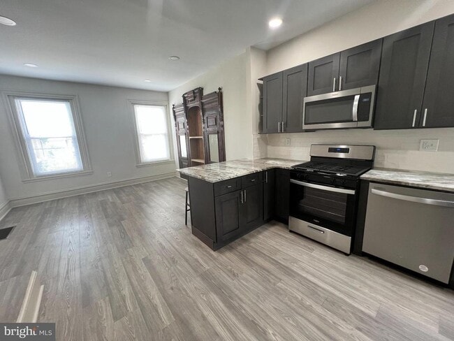 Photo - 1725 N 27th St Unit 2